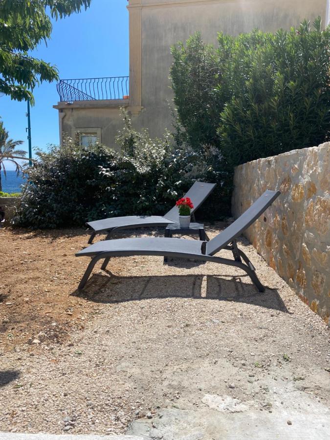Splendide Studio Miramar Vue Mer Avec Terrasse Bandol Exterior foto